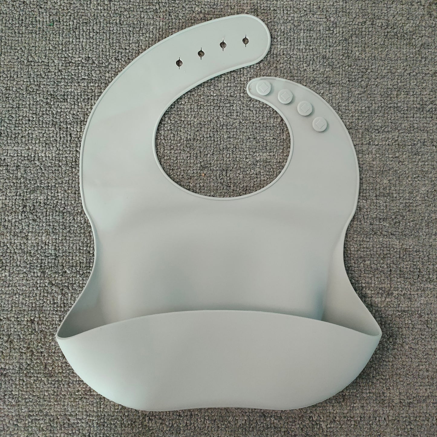 Waterproof Silicone Baby Bib – Adjustable, Soft, Easy-Clean
